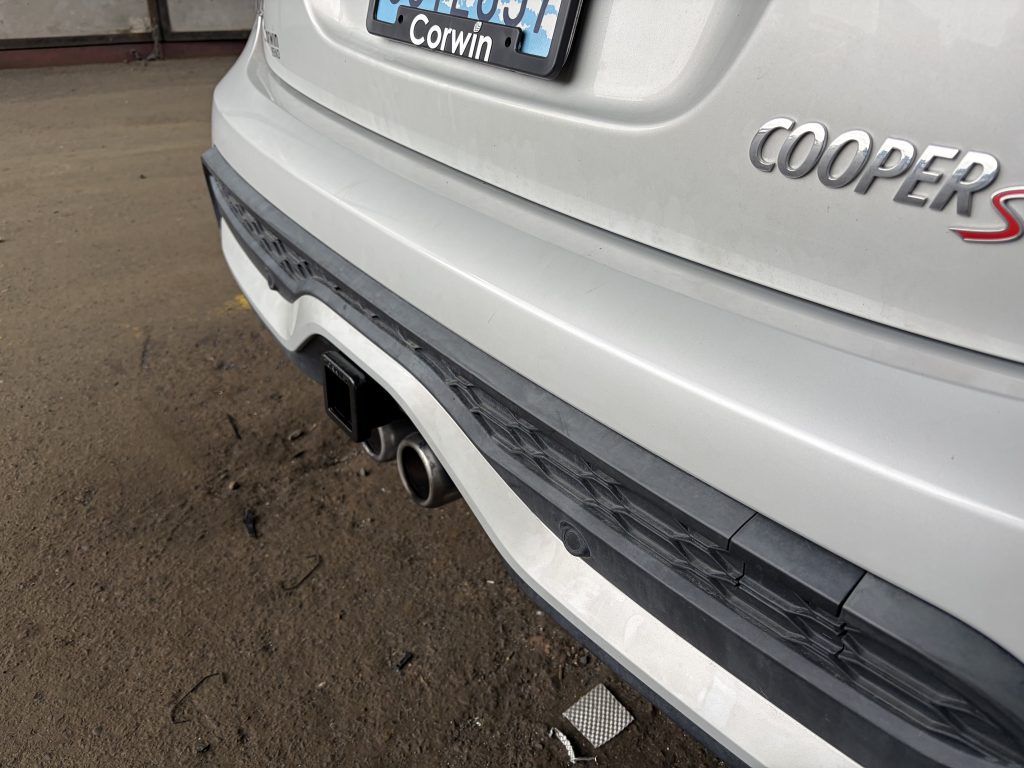 Custom Fabricated Hitch Service Near Kent WA: Built for Your Application
