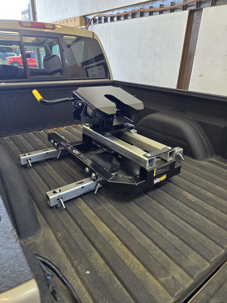 Fall Fifth Wheel Hitch Checkup Near Kent, WA: What to Review Before Cooler-Weather Towing