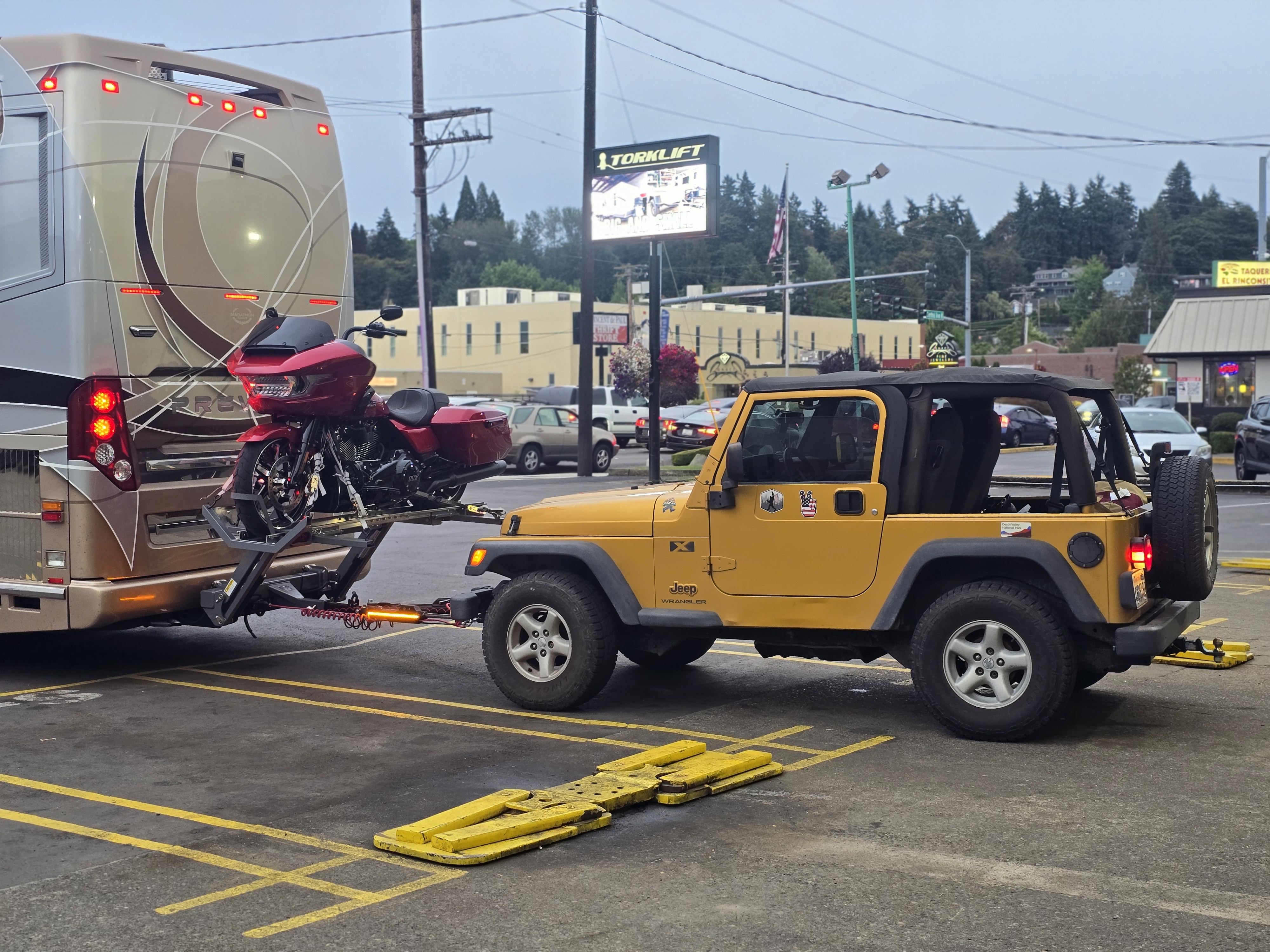Motorcycle carrier installation work 4