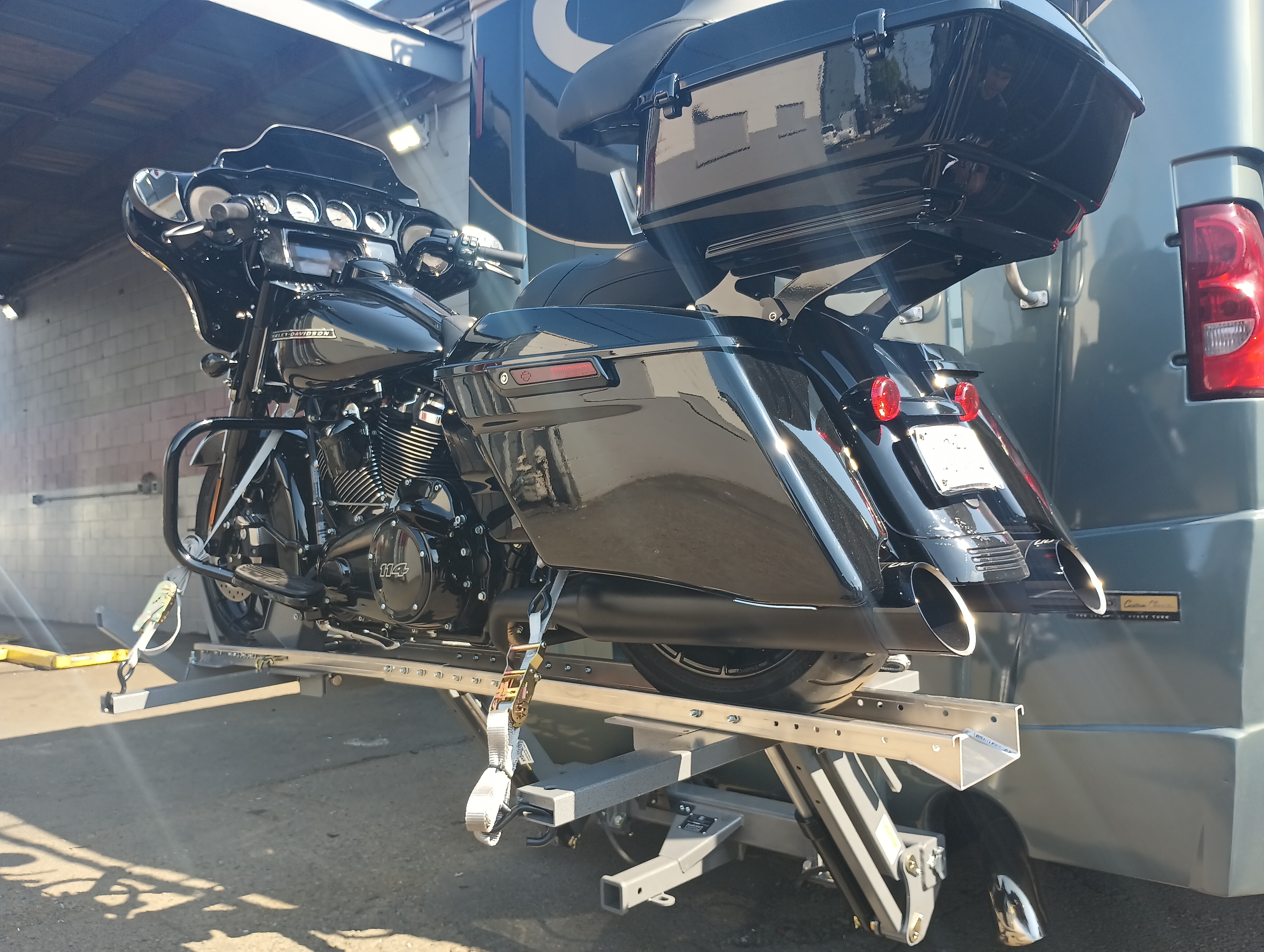 Motorcycle carrier installation work 1