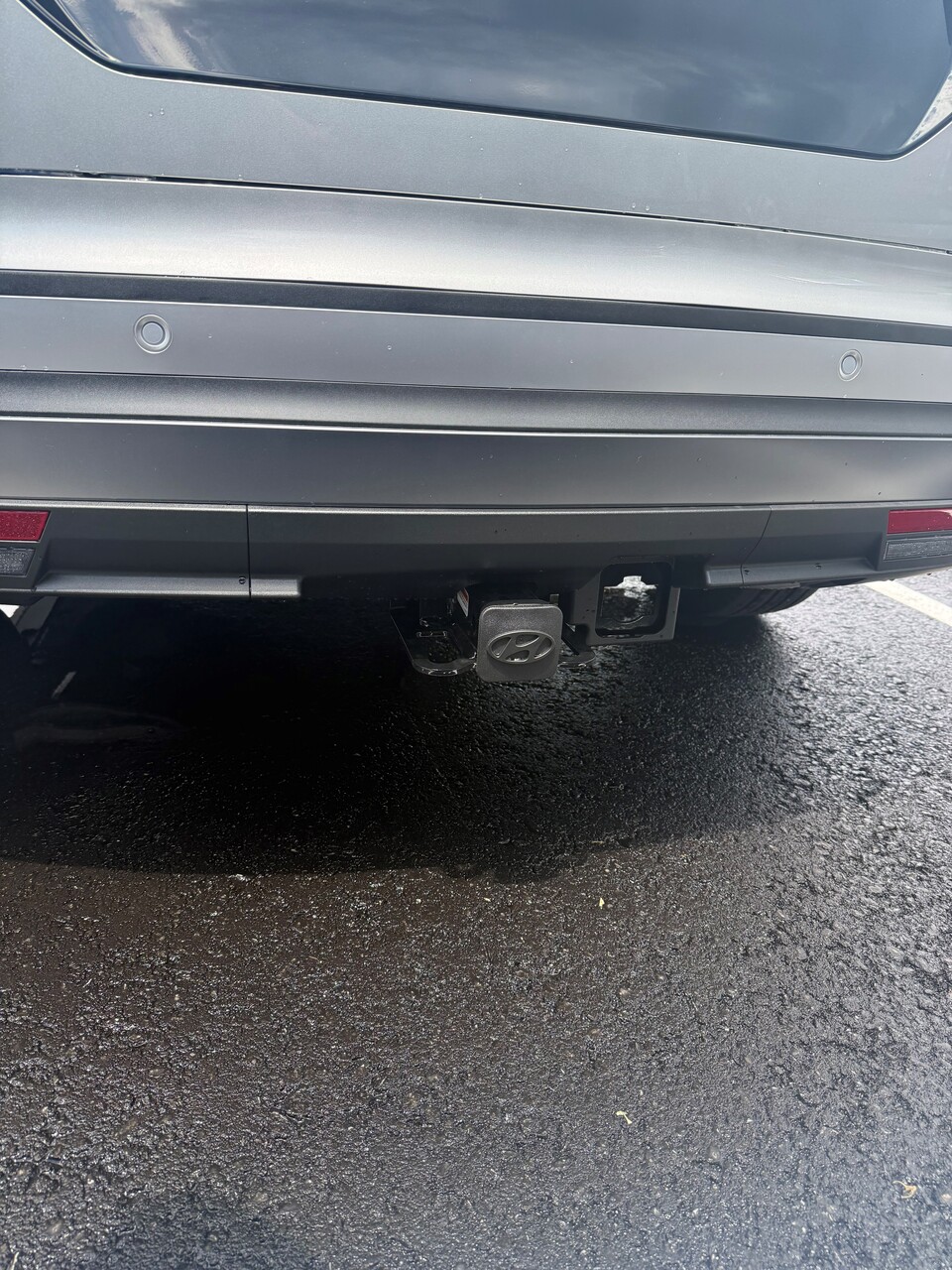 Factory-installed Hyundai Palisade receiver hitch